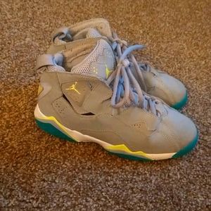Air Jordan True Flight - Kids - Size 2Y 🏀🏀🏀